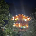 Guri I Lekes Maison d'hôtes Moll' e Shoshit