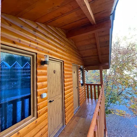 Guri I Lekes Guest house *