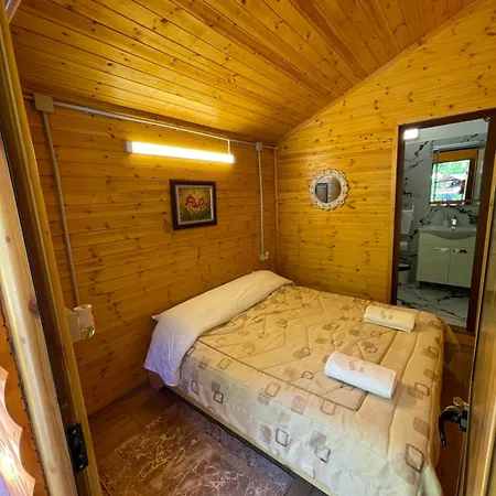 Guri I Lekes Guest house