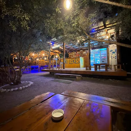 Pensión Guri I Lekes 3*