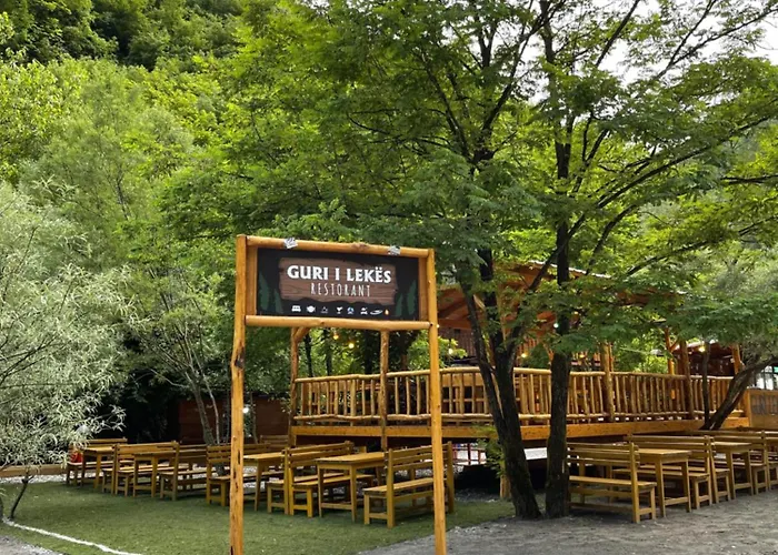 Casa de hóspedes Guri I Lekes 3*